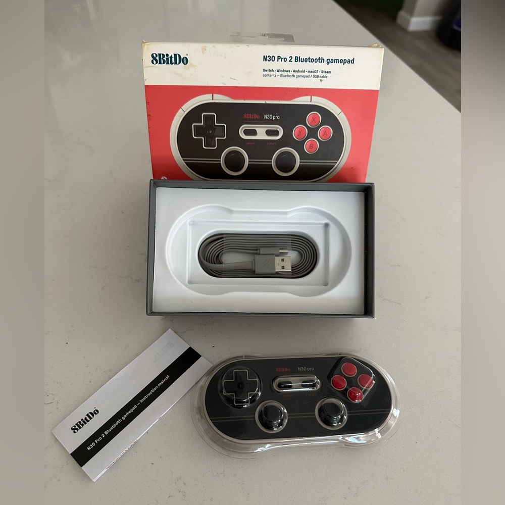 NEW IN BOX 8BitDo N30 Pro 2 Bluetooth Gamepad